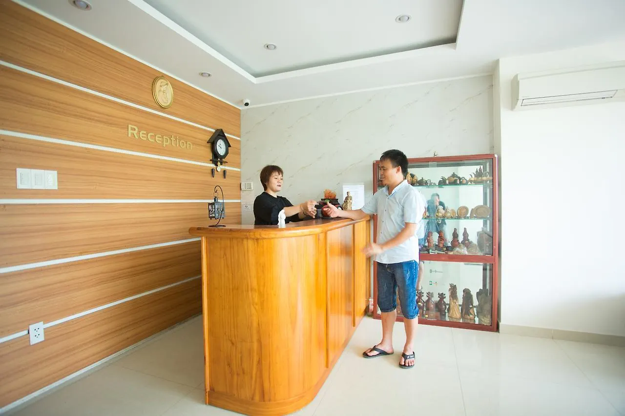 Cau Rong Hotel Son Tra 2*,