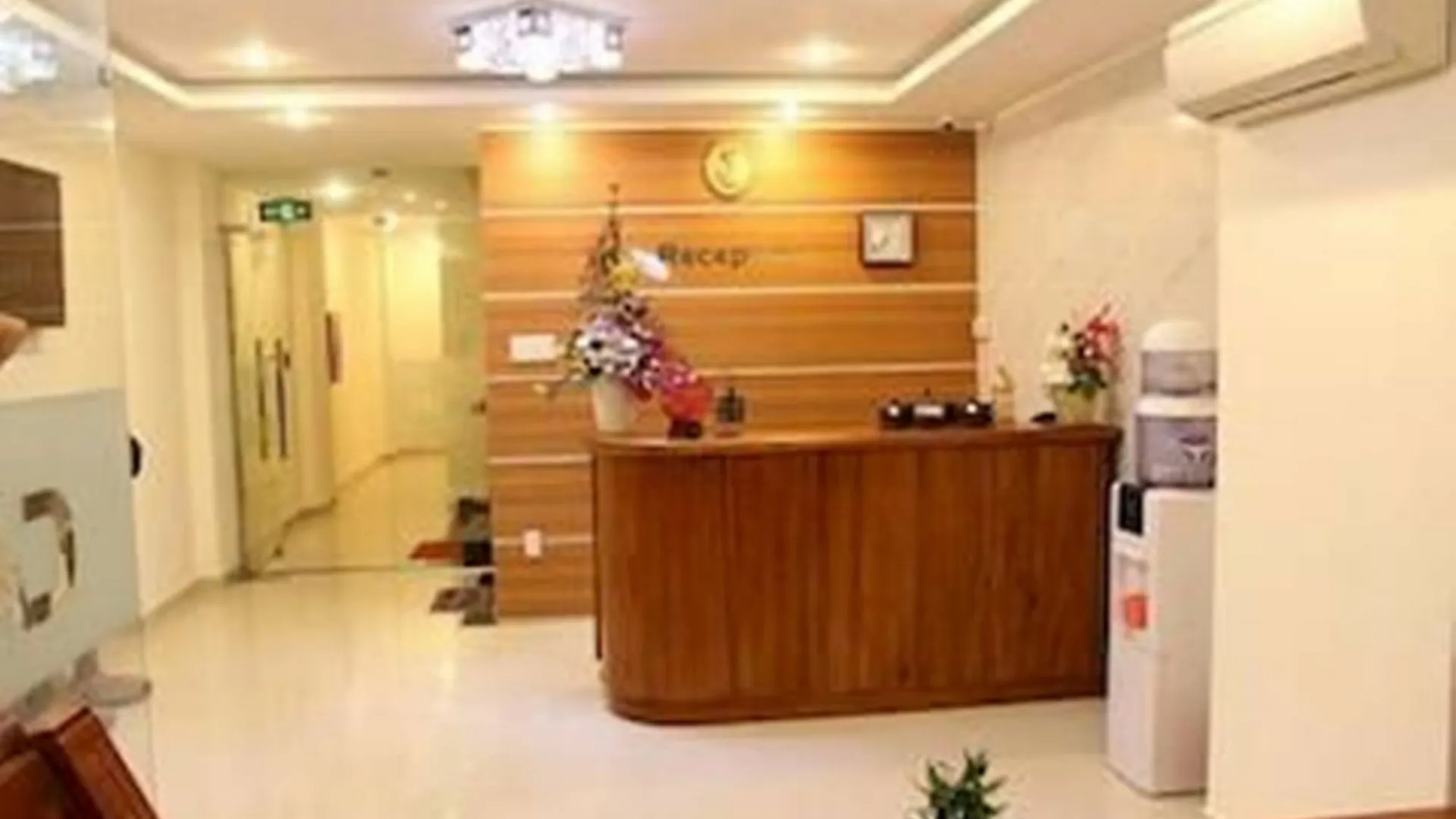 Cau Rong Hotel Son Tra 2*,